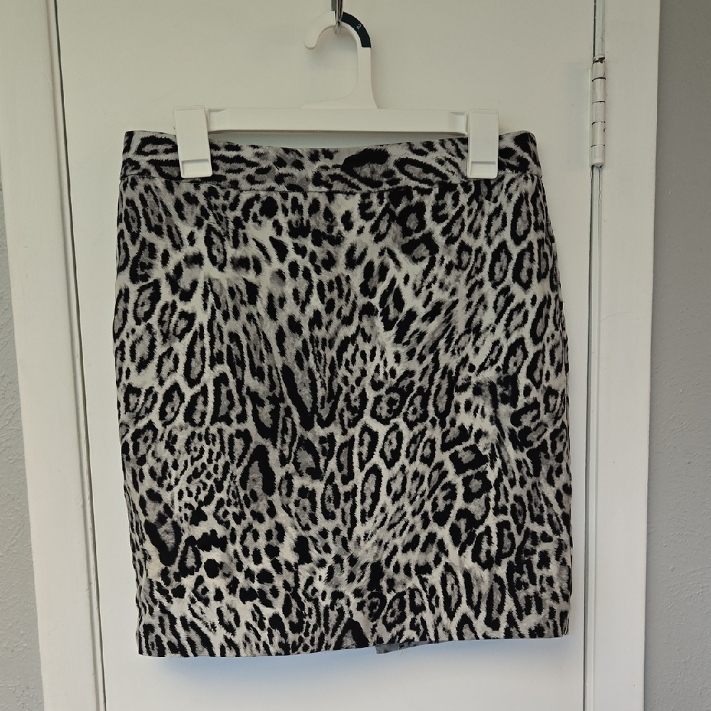 Worthington Black and White Mini Pencil Skirt Cocktail